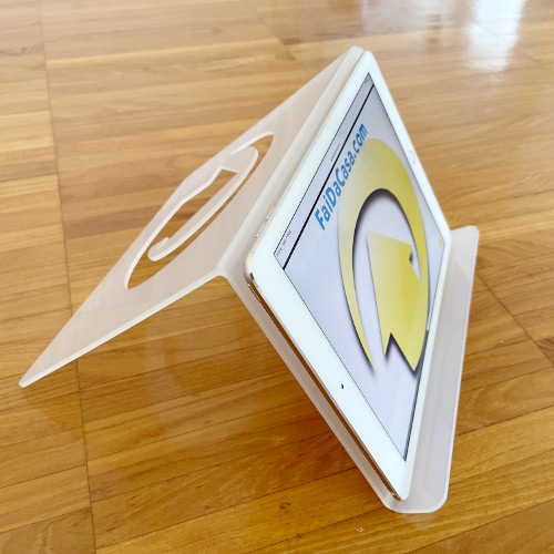 porta tablet in plexiglass personalizzato